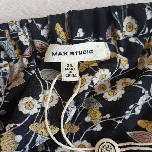 Floral Black Midi Skirt - Picture 5 of 11